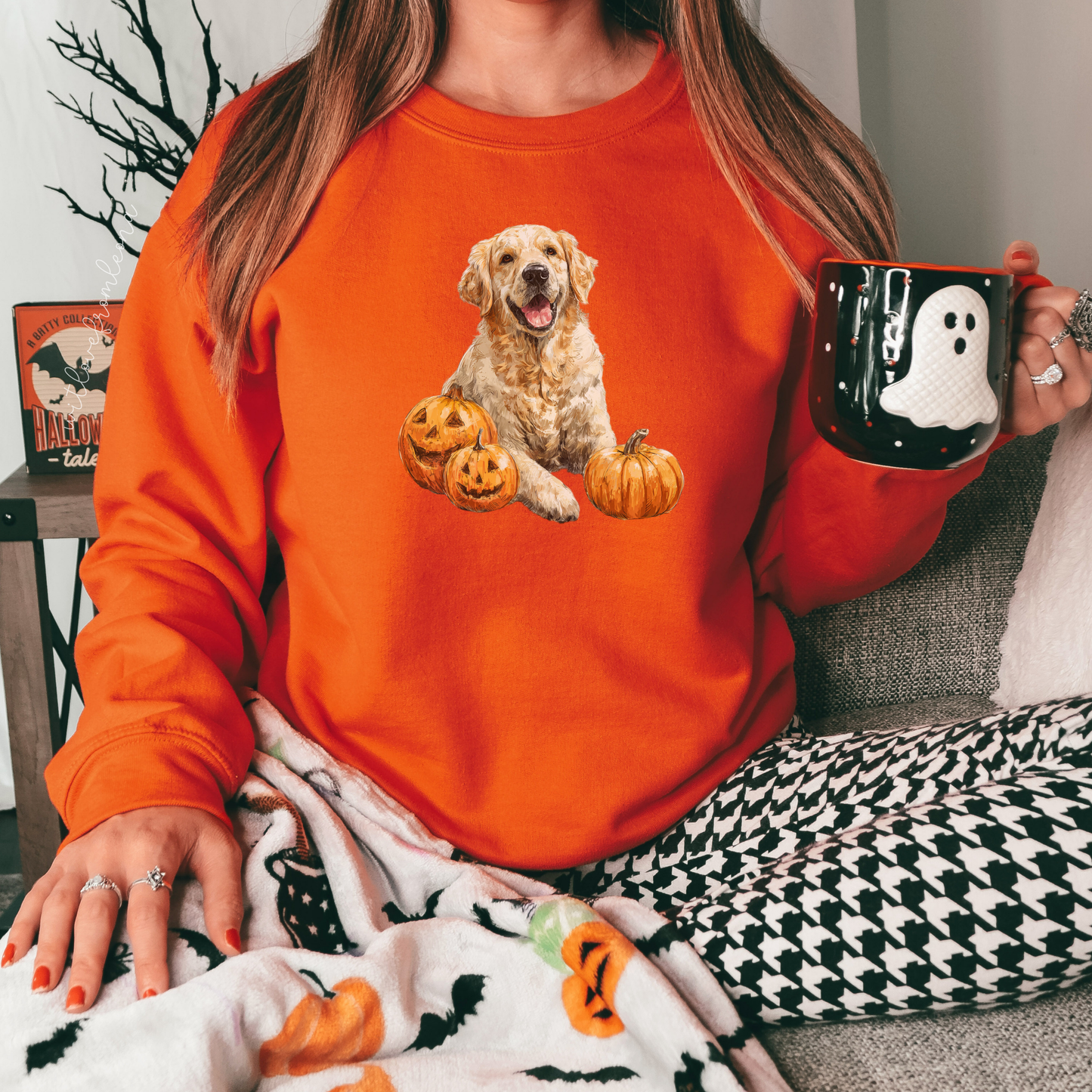 Golden Retriever Halloween Sweatshirt